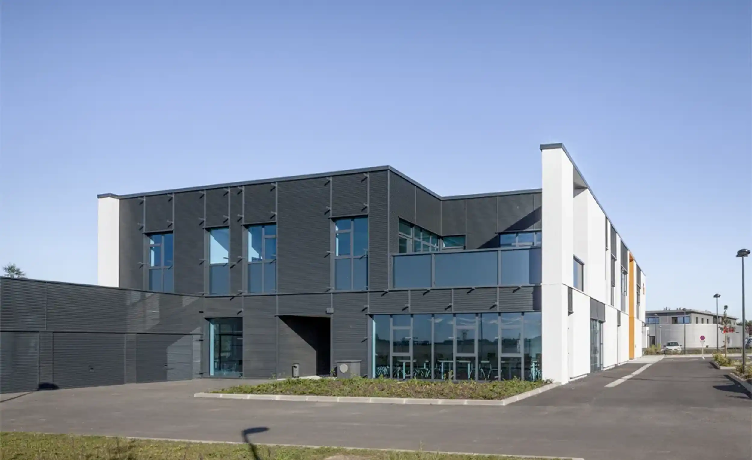 Façade latérale du Centre de Gestion du Calvados